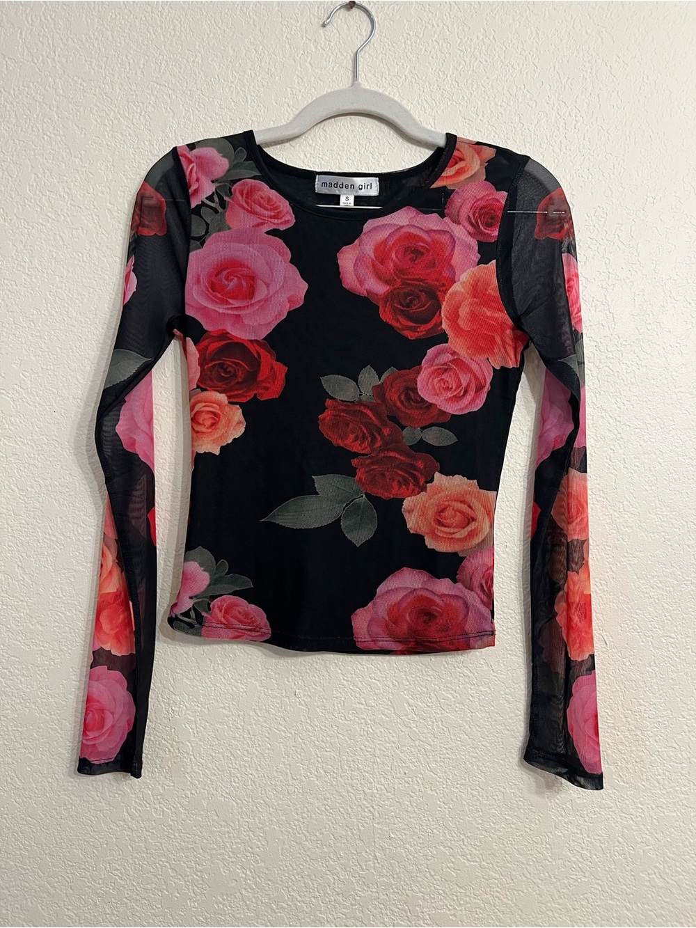 Madden Girl Black Sheer Long-Sleeve Floral Mesh Top